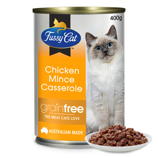 Fussy Cat Grain Free Chicken Mince Casserole Wet Cat Food 400g