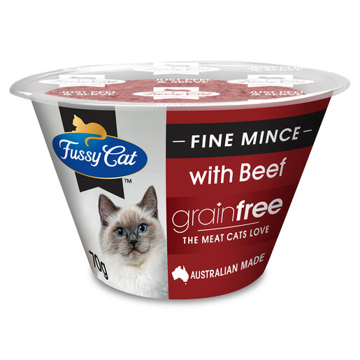 Fussy Cat Grain Free Fine Mince with Beef Chilled Cat Food 70g